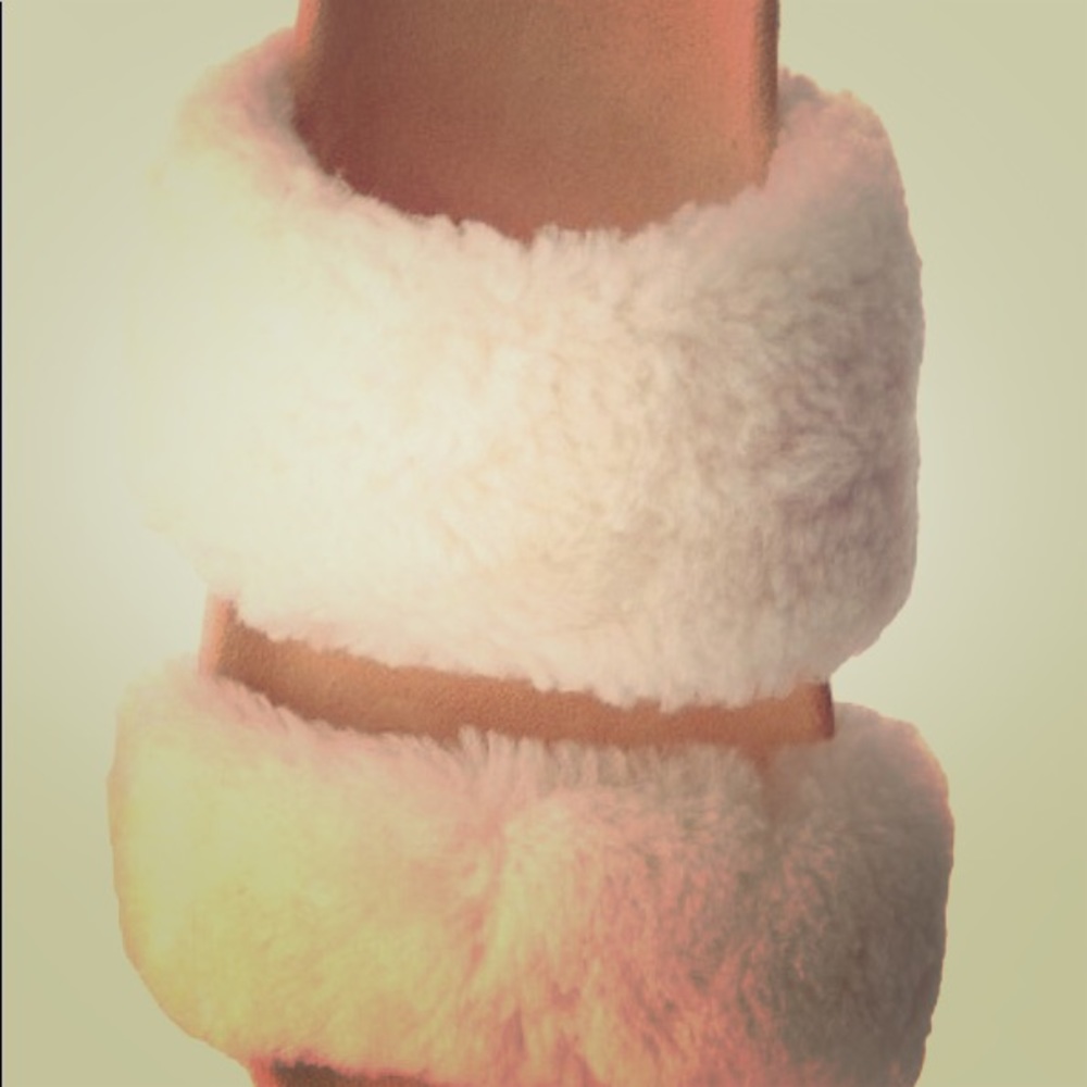 Tory Burch shearing sandal